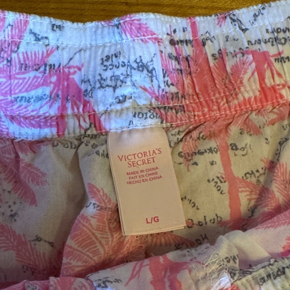 Victoria's Secret Pink and White Tropical Print Pants Large - Picture 2 of 4